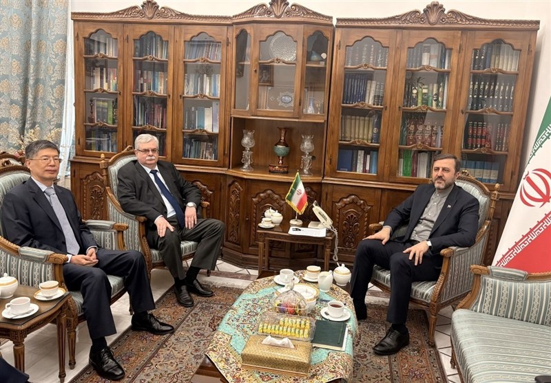 ایران و روسیه و چین