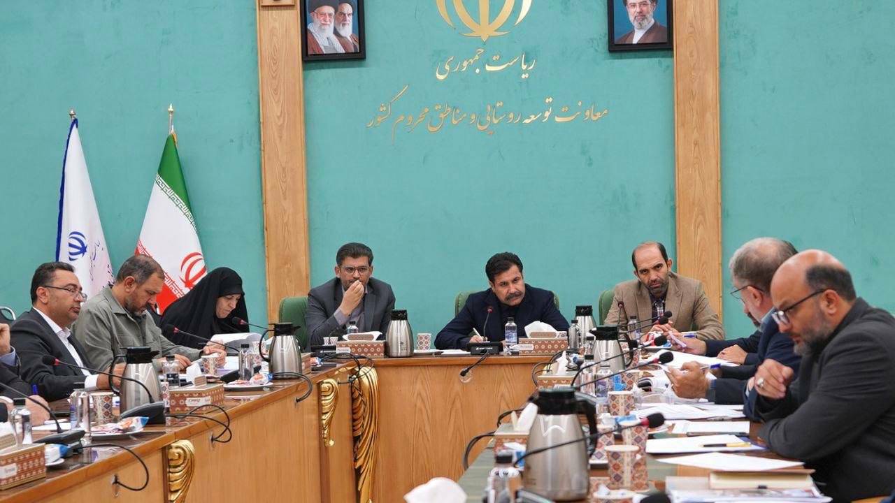 اولین جلسه کارگروه ملی بازسازی مناطق آسیب‌دیده از جنگ (3)