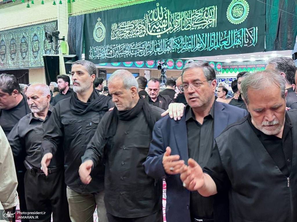 حضور مسعود پزشکیان در مراسم شام غریبان در ارومیه (3)