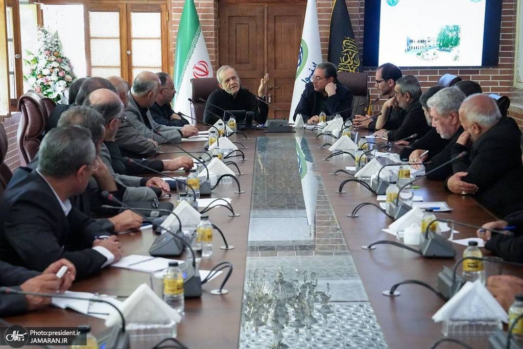 پزشکیان در جلسه ارومیه