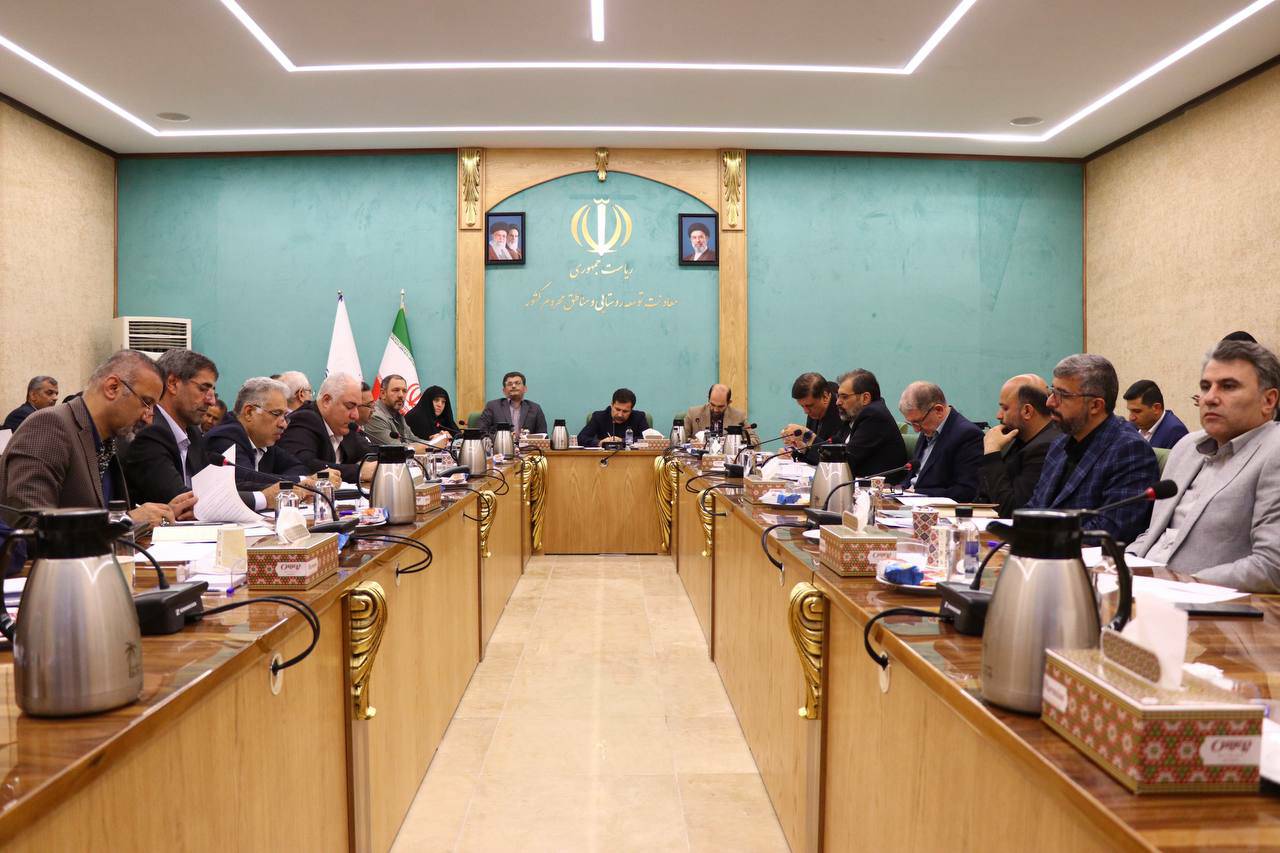 اولین جلسه کارگروه ملی بازسازی مناطق آسیب‌دیده از جنگ (5)