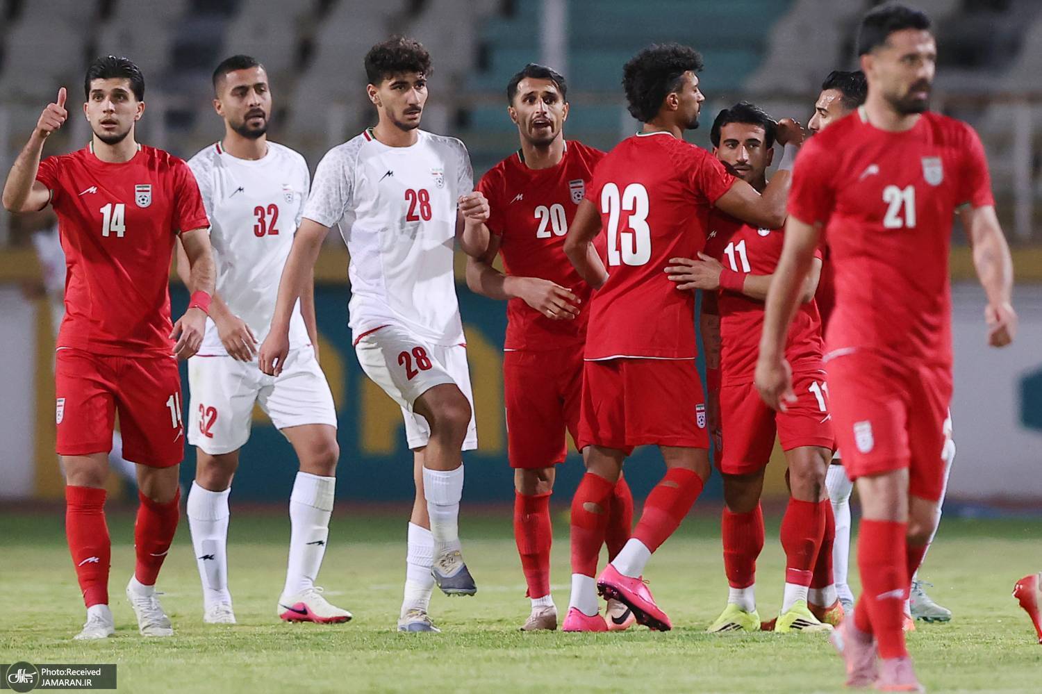 بازی تدارکاتی قرمز و سفید ایران