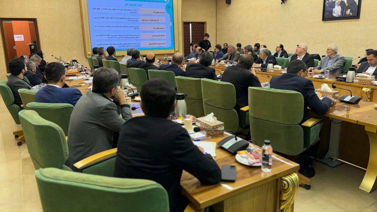 اولین جلسه کارگروه ملی بازسازی مناطق آسیب‌دیده از جنگ (1)