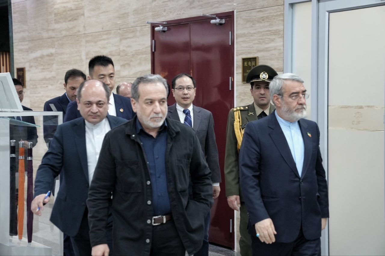 عراقچی وارد پکن شد (1)