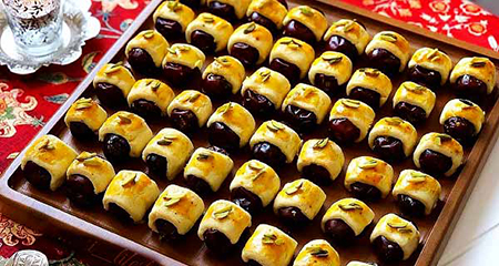 پذیرایی با خرما حلوایی در مراسم ختم