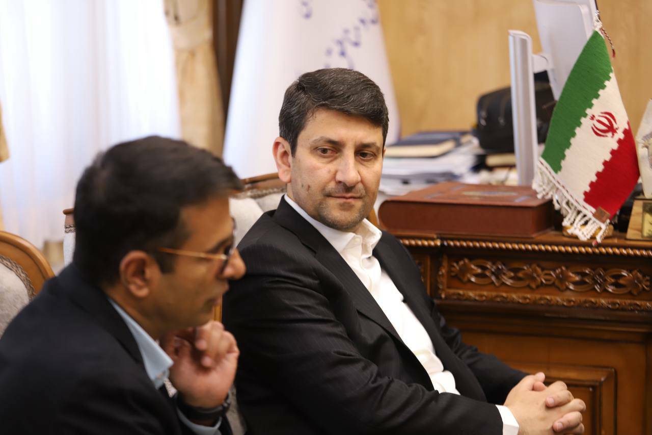 بررسی توسعه زیرساخت‌های دیجیتال و تقویت اقتصاد روستایی در دیدار معاون توسعه روستایی و وزیر ارتباطات (1)