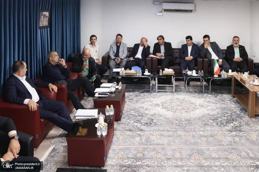 پزشکیان (1)
