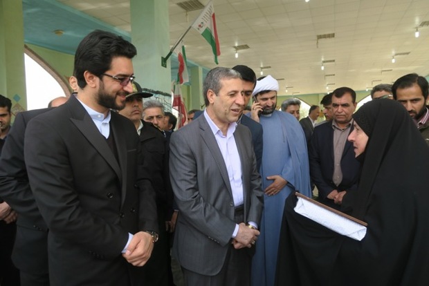 ابلاغ راهکارهای کاهش بیکاری درتنگستان در سفر استاندار بوشهر