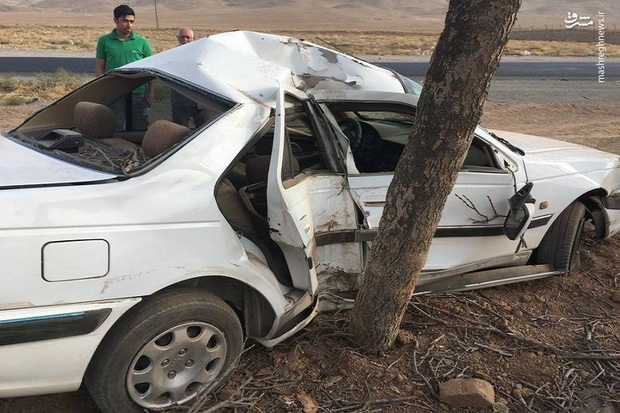واژگونی خودرو در جاده یاسوج - اصفهان چهار مصدوم برجا گذاشت