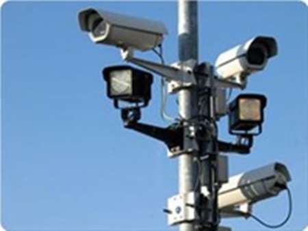 روز بدون پلیس در یزد  80 دوربین، تردد وسایل نقلیه را کنترل می کنند