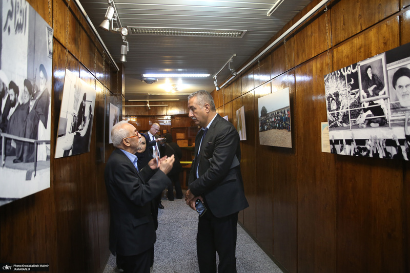 نشست هم اندیشی با ناشران عرب زبان در حسینیه جماران