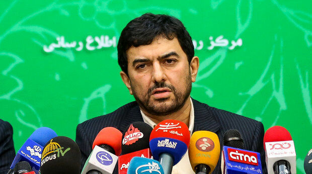 چرا خودروها در پارکینگ خودروسازی ها دپو شد؟