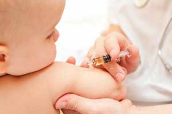 مقام مسئول دانشگاه علوم پزشکی تبریز: عقیم شدن نوزادان بر اثر واکسیناسیون دروغ است