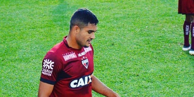 جونیور پیشنهاد میلیونی پرسپولیس را پذیرفت؟
