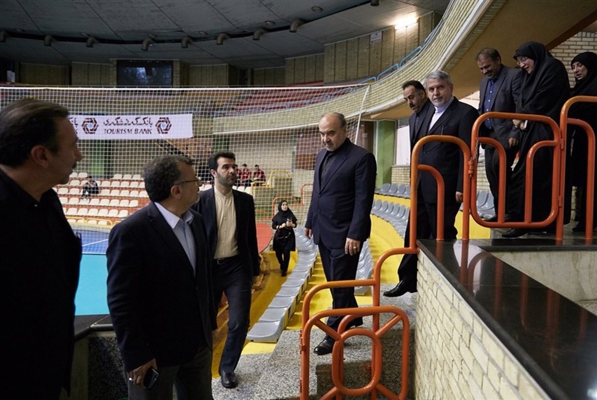 وزیر ورزش و رئیس کمیته ملی المپیک از تمرین تیم ملی والیبال بازدید کردند