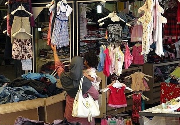 بیش از ۵۰ درصد پوشاک موجود در بازار کرمان قاچاق است