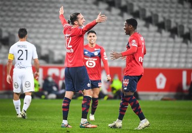 جشنواره گل لیل مقابل لوریان
