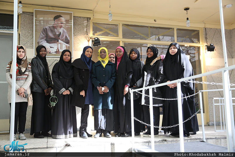 بازدید دانشجویان خارجی دانشگاه علوم پزشکی تهران از جماران