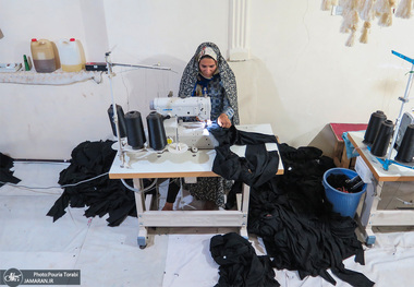 کارآفرینی که زنان سرپرست را شاغل و از کودک همسری جلوگیری می کند/ دوست دارم برای رها یافتگان از اعتیاد شغل ایجاد کنم