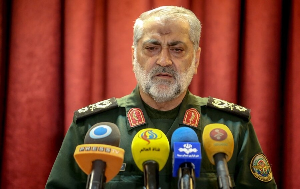 سخنگوی ارشد نیروهای مسلح: شهید سپهبد موسوی لحظه‌ای لباس جهاد را از تن خارج نکرد/ یکی از ابعاد مهم جنگ امروز ما با استکبار جهانی، جنگ رسانه‌ای و شناختی است