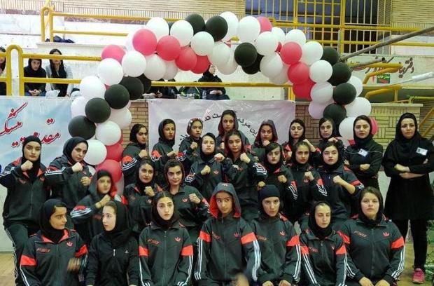 فارس قهرمان رقابت های موی تای دختران کشور شد