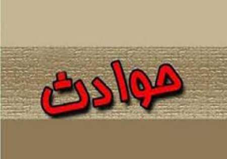واژگونی 2 دستگاه تریلر در مسیر ارتباطی زنجان - طارم