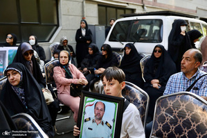 گردهمایی (آن ها فرشته بودند) مقابل دفتر یونسکو در تهران