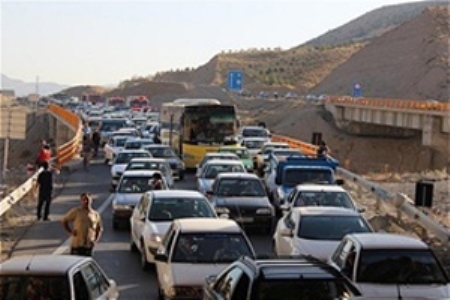 ترافیک نیمه سنگین در مسیر هراز-تهران
