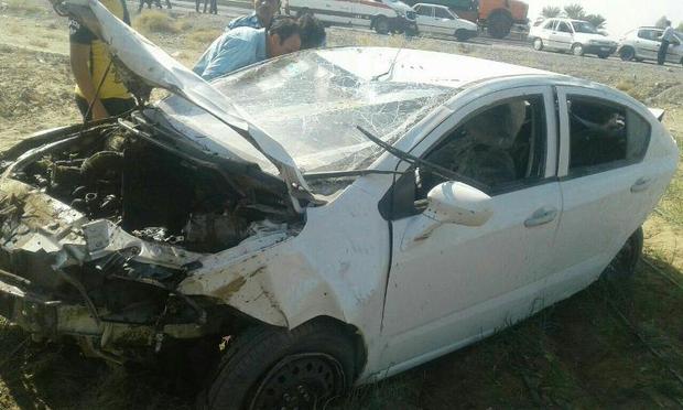 یک کشته و یک زخمی نتیجه واژگونی خودرو  در مسیر عنبرآباد به کهنوج