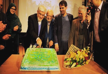 باز هم جوانان عزیز و آینده سازان کشورمان مرا شرمنده لطف و محبت بی پایان خود کردند

