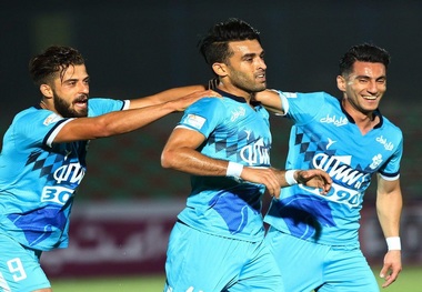 بختیار رحمانی با سپاهان به توافق رسید
