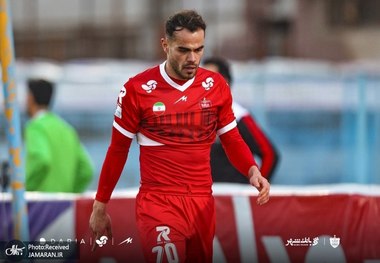 صدور رضایت نامه ارونوف برای جدایی موقت از پرسپولیس