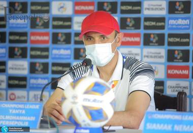 گل محمدی: همه تیم‌ها به جز پرسپولیس واکسن زده‌اند/ باید به آل‌کثیر زمان داد
