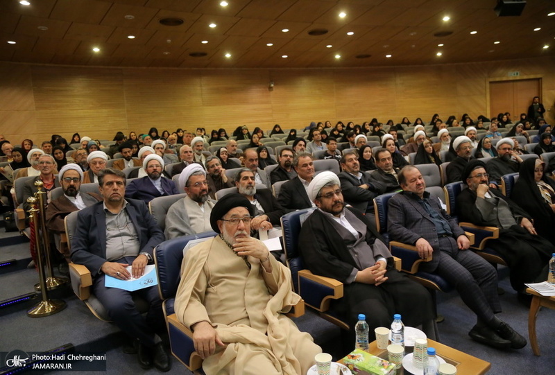 نشست «چالش های حقوق زنان در فقه» در مشهد