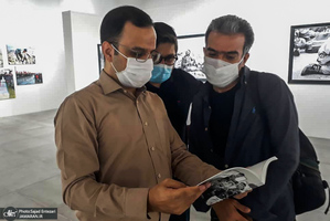 رونمایی از کتاب عکس«فرزندان روح الله» و افتتاح نمایشگاه «فرمانده من»