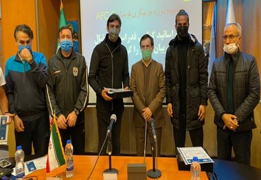 صدور اولین مدرک مربیگری شجاعی و رحمتی+تصاویر
