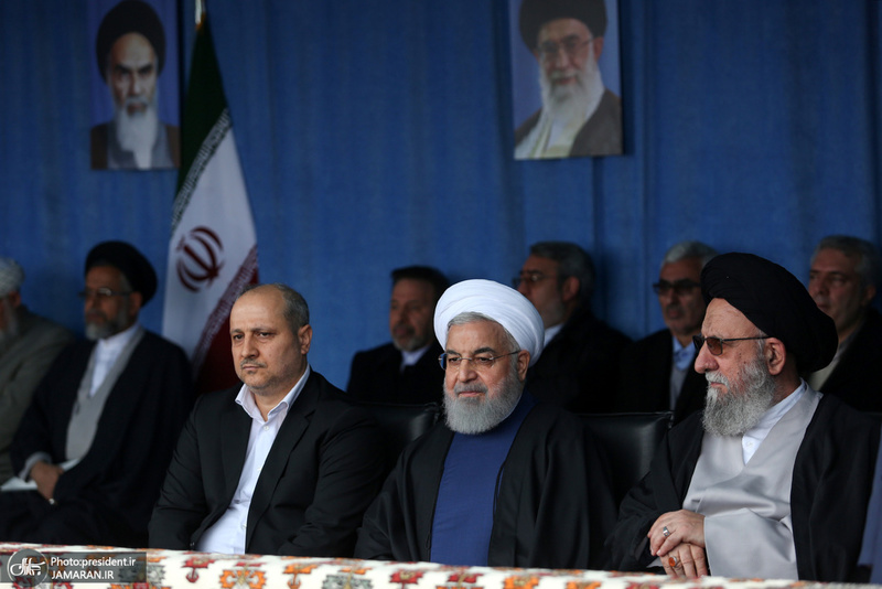 رئیس جمهور در جمع پرشور مردم در استادیوم تختی گنبد کاووس