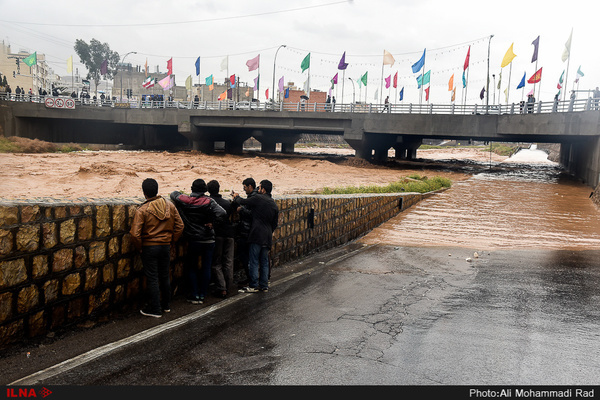 اعلام وضعیت بحرانی در ۳ شهرک کردستان  تخریب پل‌ها در بیجار، سقز، مریوان و سنندج