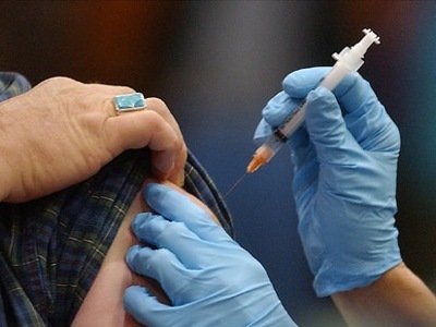 معاون دانشگاه علوم پزشکی ایلام: واکسن آنفلوآنزا با نظر پزشک تزریق شود