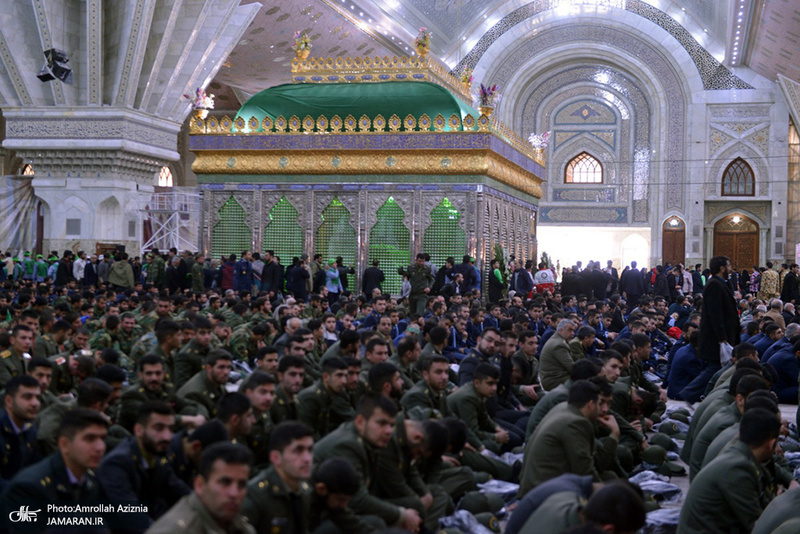 گرامیداشت سالروز ورود بنیانگذار جمهوری اسلامی ایران به میهن در حرم امام خمینی(س)