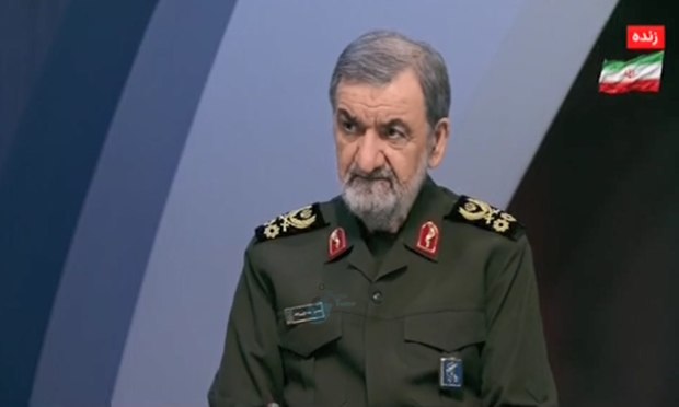 محسن رضایی: جنگ هفته‌ها ادامه دارد/ ما هنوز سلاح‌هایمان را رو نکرده‌ایم/ نباید ایران را قربانی رقابت آمریکا و چین کنیم/ ما همچنان فتوای رهبری را حفظ می کنیم و از ساخت بمب اتم پرهیز می کنیم، اما باید ببینیم حوادث در آینده چطور می شود