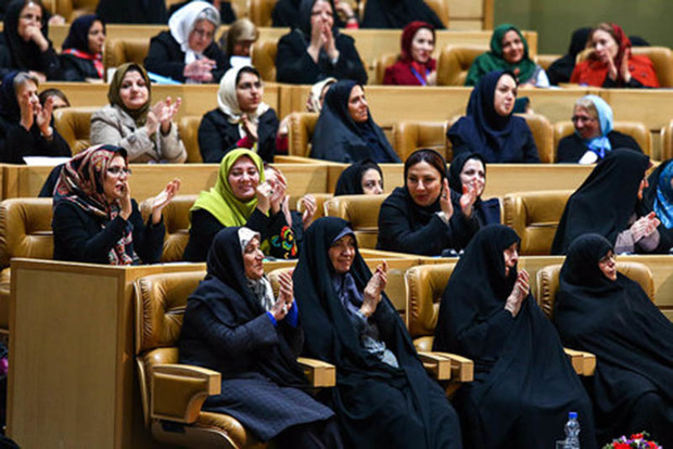 انتخاب مدیران زن، گام‎ دولت برای توزیع فرصت‌های برابر - حسن حسین زاده*