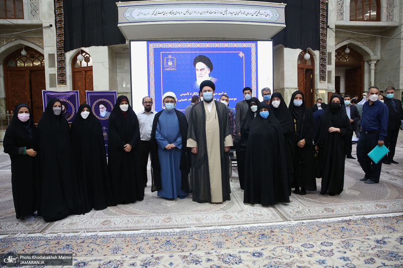 دیدار سرپرست و کارکنان موسسه تنظیم و نشر آثار امام خمینی(س) با سید حسن خمینی