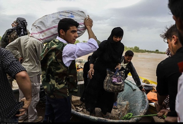 استاندار تهران معین خوزستان در کمک به سیل زدگان شد