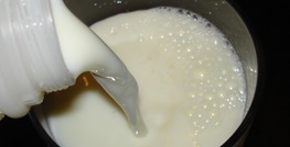 الزام فروش شیر جوشانده در لبنیات سنتی با افزایش قیمت روبه رو خواهد شد