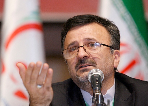 نامه پرابهام داورزنی به فدراسیون فوتبال