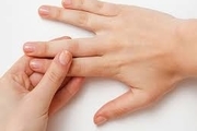 دلیل یخ کردن انگشتان دست؟