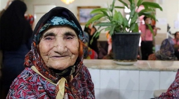 85درصدمددجویان سالمندان تحت حمایت کمیته امداداستان تهران درشهرزندگی می کنند
