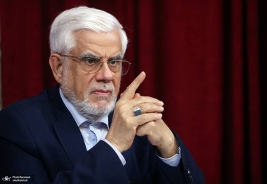 عارف: اجازه نمی‌دهیم با سفره مردم شوخی کنند/ مردم از درگیری‌ها خسته شده‌اند/ هر زمان به بخش خصوصی اعتماد کردیم پاسخ مثبت گرفته‌ایم/ باید پاسخگوی خواسته‌های مردم باشیم/ بهبود معیشت مردم راهبرد اصلی دولت است