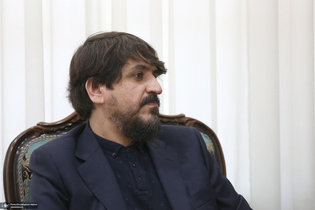 دقایقی با جناب سید هادی خامنه‌ای